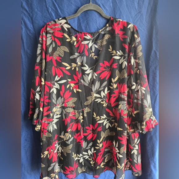 I.N. Studio Black and Red Floral Blouse NWT - Picture 7 of 7